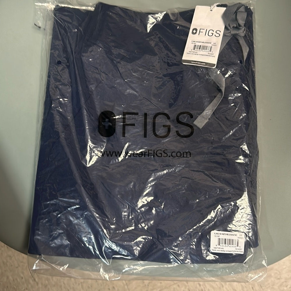 Figs Isabel High Waisted Wide Leg Scrubs Pants